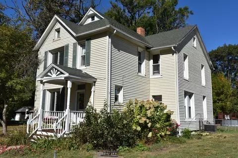 Exterior - 112 W 3rd St, Gridley, IL 61744 photo 7 of 7