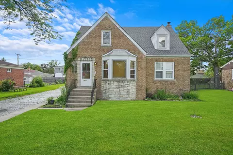 1424 N Maple Ave, La Grange Park, IL 60526