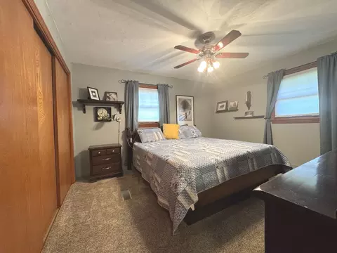 Bedroom - 1686 E Bourbonnais St, Kankakee, IL 60901 photo 1 of 6