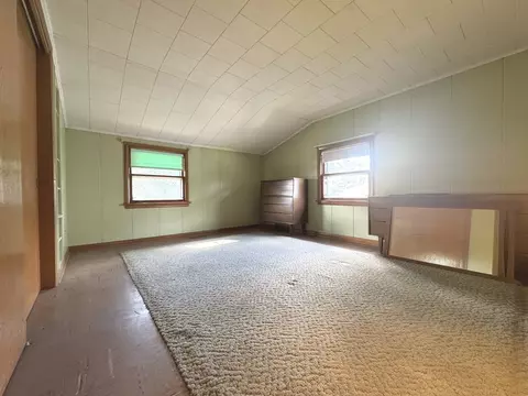 Bedroom - 1686 E Bourbonnais St, Kankakee, IL 60901 photo 5 of 6