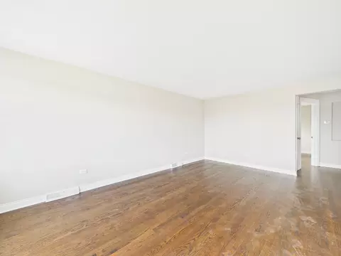 Living - 7216 W 63rd Pl, Summit, IL 60501 photo 2 of 2