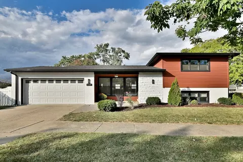427 E Adams St, Elmhurst, IL 60126