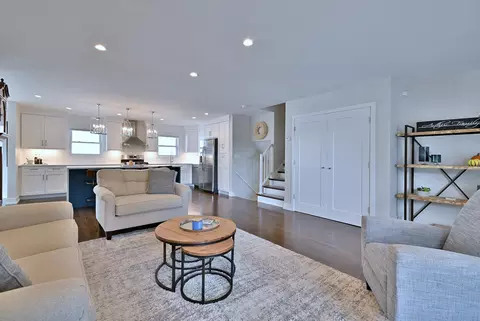 427 E Adams St, Elmhurst, IL 60126 photo 7