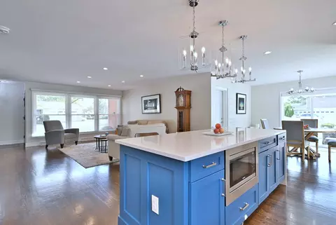 427 E Adams St, Elmhurst, IL 60126 photo 12