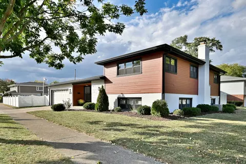 427 E Adams St, Elmhurst, IL 60126 photo 33