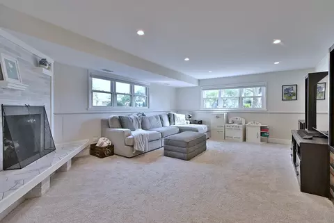 427 E Adams St, Elmhurst, IL 60126 photo 22