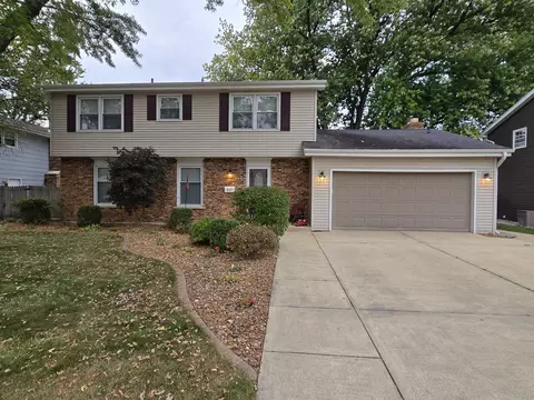 827 S Mckinley Ave, Kankakee, IL 60901