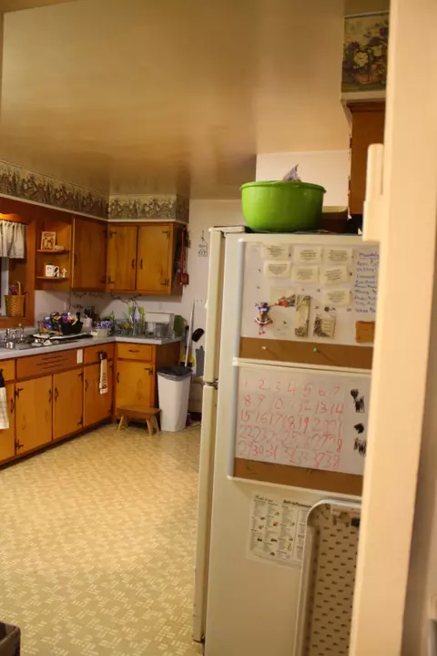 Kitchen - 1 Elm Dr, Bethany, IL 61914 photo 4 of 7