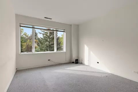 Bedroom - Undisclosed, Evanston, IL 60201 photo 4 of 5