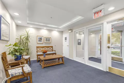 Entry Way - Undisclosed, Evanston, IL 60201 photo 1 of 1