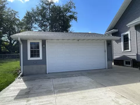 229 W Moore St, Ottawa, IL 61350 photo 6