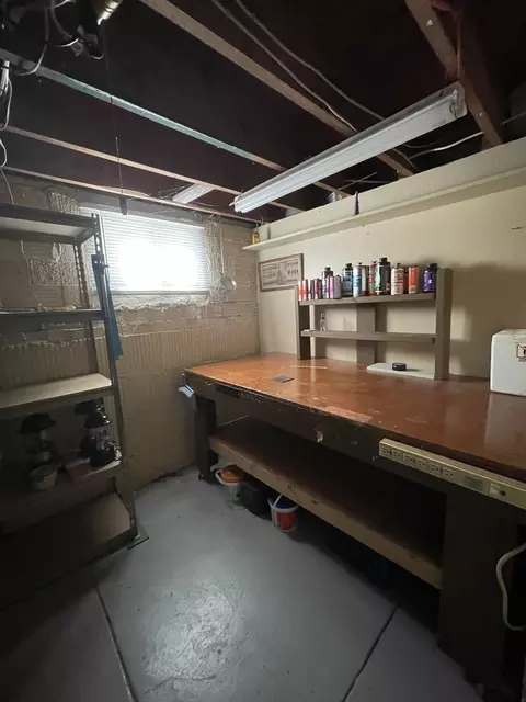 229 W Moore St, Ottawa, IL 61350 photo 16