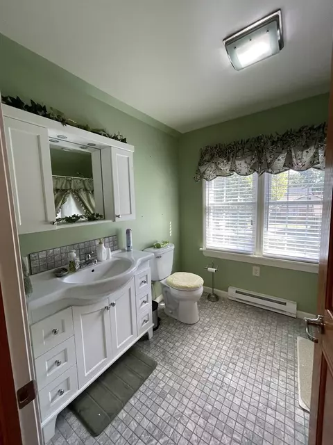 229 W Moore St, Ottawa, IL 61350 photo 32