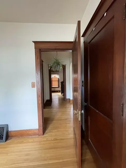 229 W Moore St, Ottawa, IL 61350 photo 12