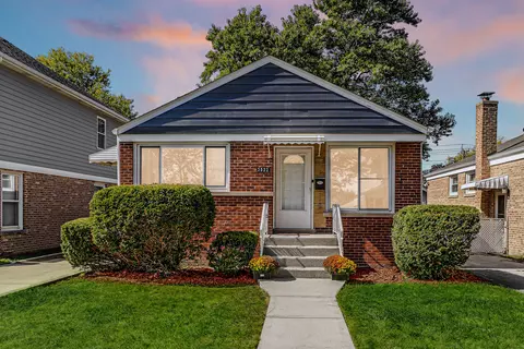 3522 George St, Franklin Park, IL 60131