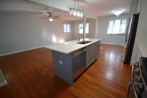 Kitchen - Undisclosed, Hoffman Estates, IL 60169 photo 2 of 2