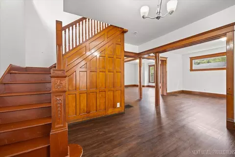 Entry Way - 321 E Main St E, Plano, IL 60545 photo 1 of 1