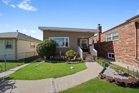 5038 S Laramie Ave, Chicago, IL 60638