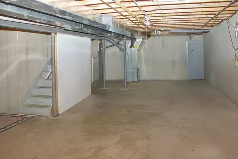 Other - 2300 Vineyard Ct, Elgin, IL 60123 photo 2 of 2