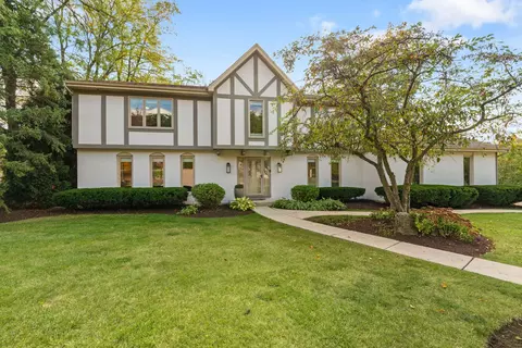 430 Westminster Dr, Burr Ridge, IL 60527