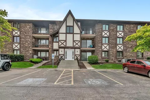 10528 Ridge Cove Dr #11A, Chicago Ridge, IL 60415