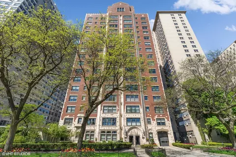 3920 N Lake Shore Dr #4N, Chicago, IL 60613