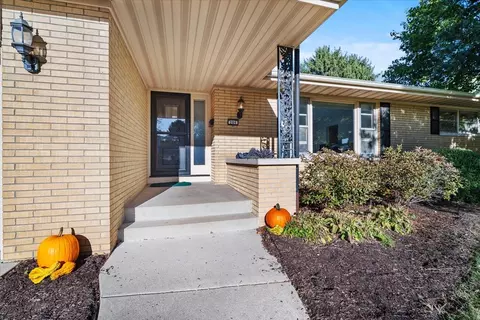 206 Imperial Dr, Bloomington, IL 61701 photo 2