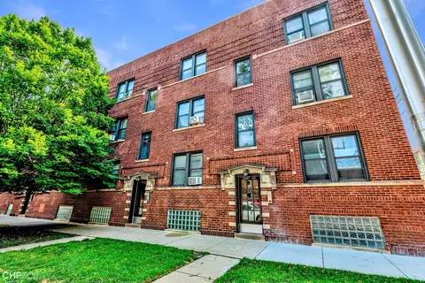 1949 W Argyle St #1, Chicago, IL 60640