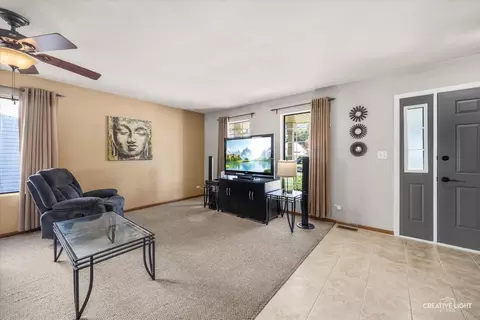Other - 700 Mariner Dr, Elgin, IL 60120 photo 3 of 5