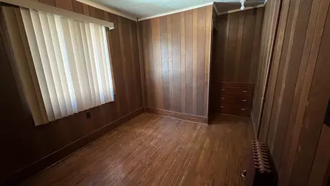 Bedroom - 113 W Delaware St, Dwight, IL 60420 photo 3 of 4