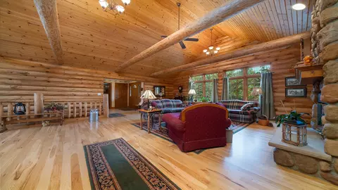Living - 5810 W Lightsville Rd, Leaf River, IL 61047 photo 5 of 8
