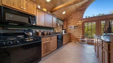 Kitchen - 5810 W Lightsville Rd, Leaf River, IL 61047 photo 5 of 5