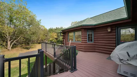 Exterior - 5810 W Lightsville Rd, Leaf River, IL 61047 photo 6 of 15
