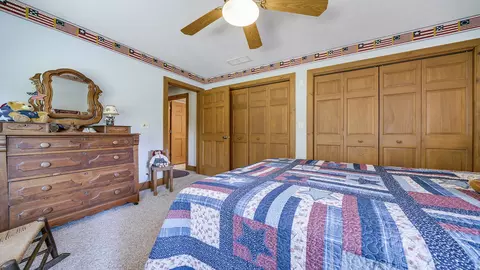 Bedroom - 5810 W Lightsville Rd, Leaf River, IL 61047 photo 6 of 6