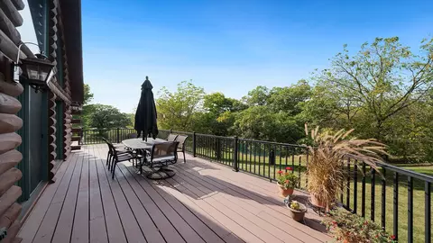 Exterior - 5810 W Lightsville Rd, Leaf River, IL 61047 photo 2 of 15
