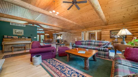 Living - 5810 W Lightsville Rd, Leaf River, IL 61047 photo 2 of 8