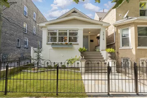 2618 N Sawyer Ave, Chicago, IL 60647
