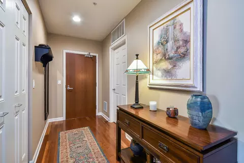 Entry Way - 255 E Liberty Dr #302, Wheaton, IL 60187 photo 1 of 1