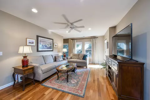 Living - 255 E Liberty Dr #302, Wheaton, IL 60187 photo 1 of 3