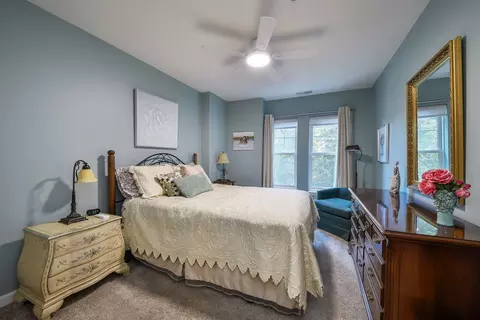 Bedroom - 255 E Liberty Dr #302, Wheaton, IL 60187 photo 2 of 2