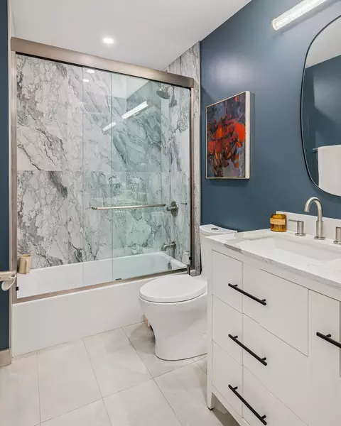 100 E Bellevue Pl #5E, Chicago, IL 60611 photo 16