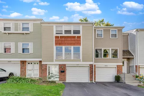 1929 Hastings Ct, Schaumburg, IL 60194