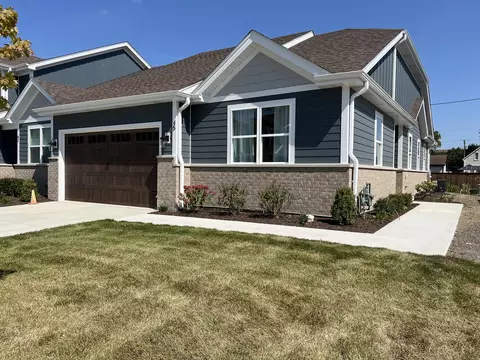 45 Steeple Bend Ln, Evergreen Park, IL 60805