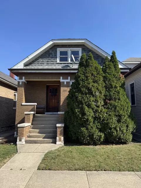 2737 Harvey Ave, Berwyn, IL 60402