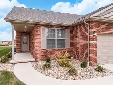1334 Monterey Pine Dr #1334, Normal, IL 61761