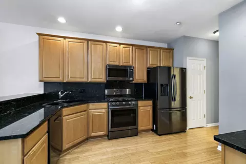 1823 Kelberg Ave, Hoffman Estates, IL 60192 photo 10