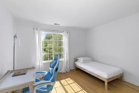 1823 Kelberg Ave, Hoffman Estates, IL 60192 photo 17