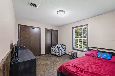 Bedroom - 601 Curtis Rd, Ogden, IL 61859 photo 3 of 6