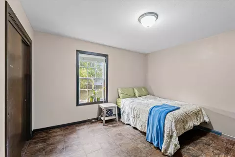 Bedroom - 601 Curtis Rd, Ogden, IL 61859 photo 5 of 6