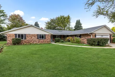 1529 Kerstin Ct, Rockford, IL 61108